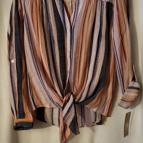 HOPE & HARLOW TIE FRONT BLOUSE SIZE SMALL - Picture 7 of 7